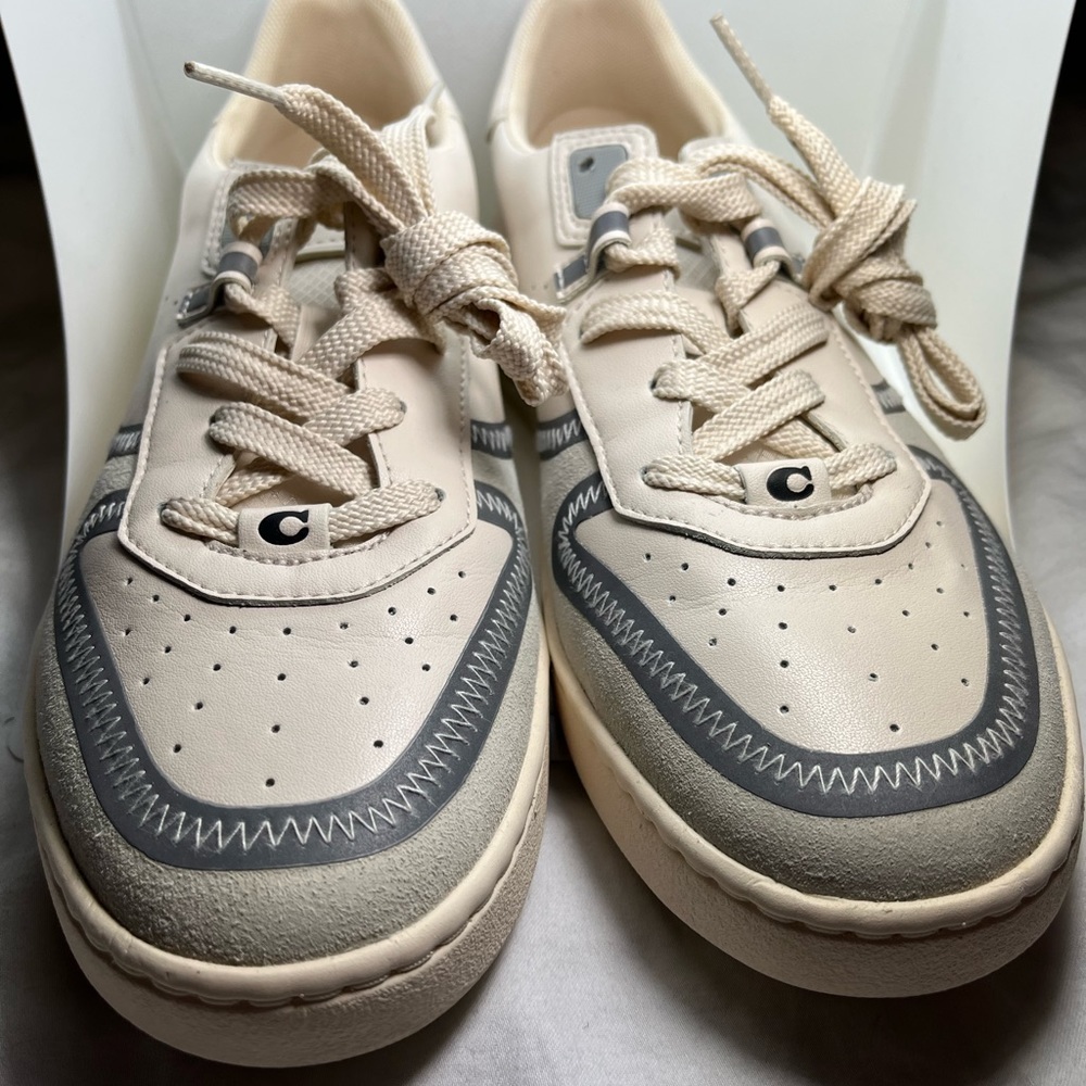 Coach Shoes - Picture 2 of 8